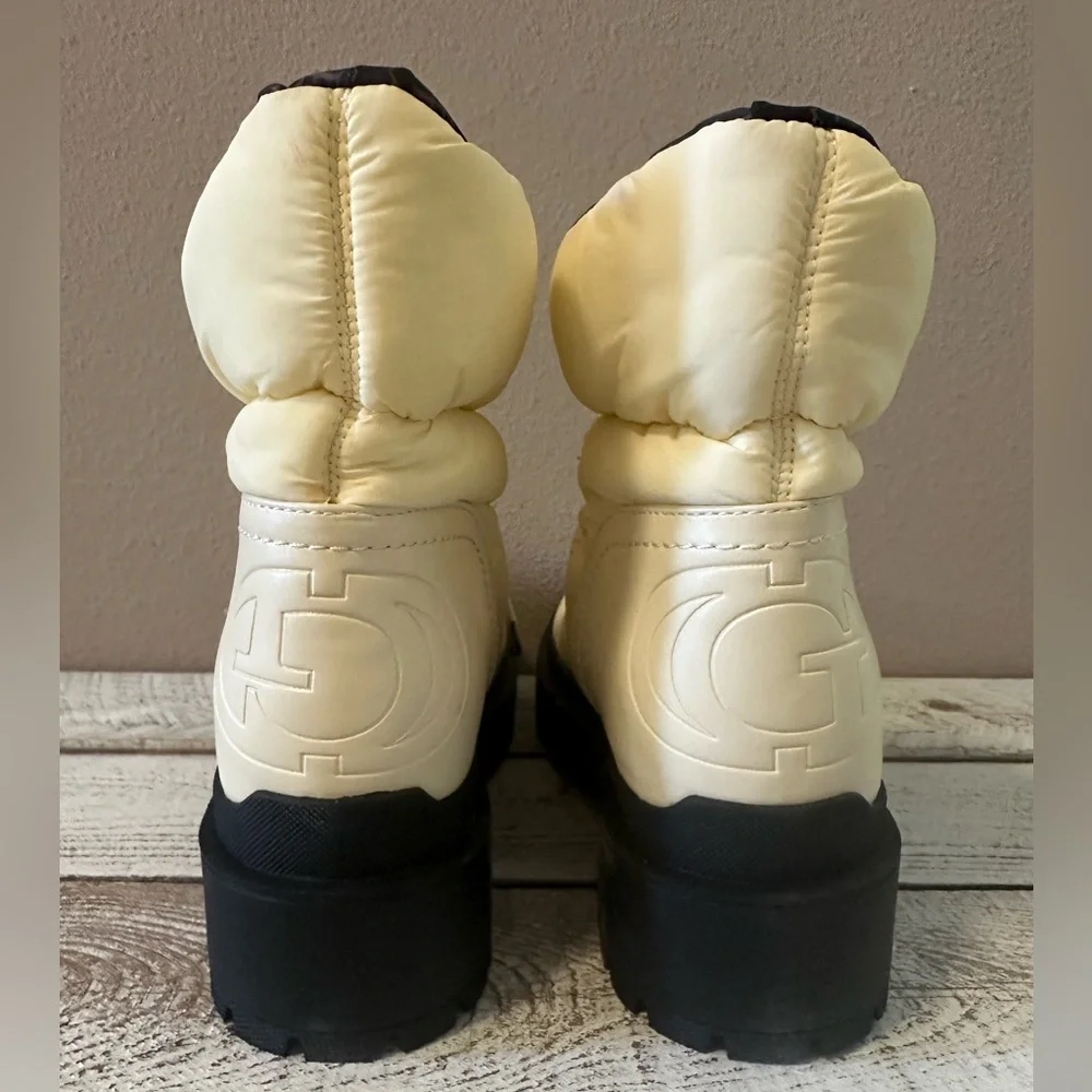 Guess Leeda2 Logo Winter Ankle Boots - NIB